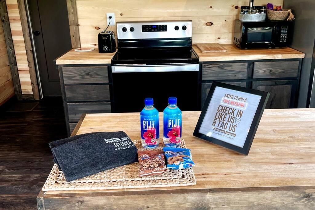 #4 Kentucky Bourbon Trail Bourbon Barrel Cottages Lawrenceburg المظهر الخارجي الصورة