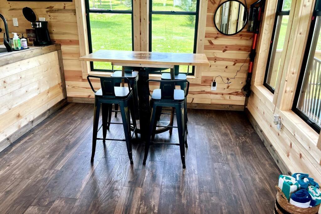 #4 Kentucky Bourbon Trail Bourbon Barrel Cottages Lawrenceburg المظهر الخارجي الصورة
